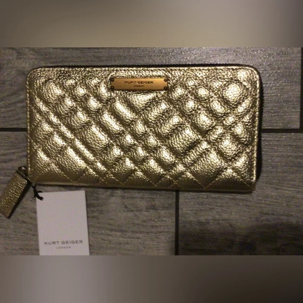 Kurt Geiger Metallic Gold Quilted Wallet - Picture 6 of 7